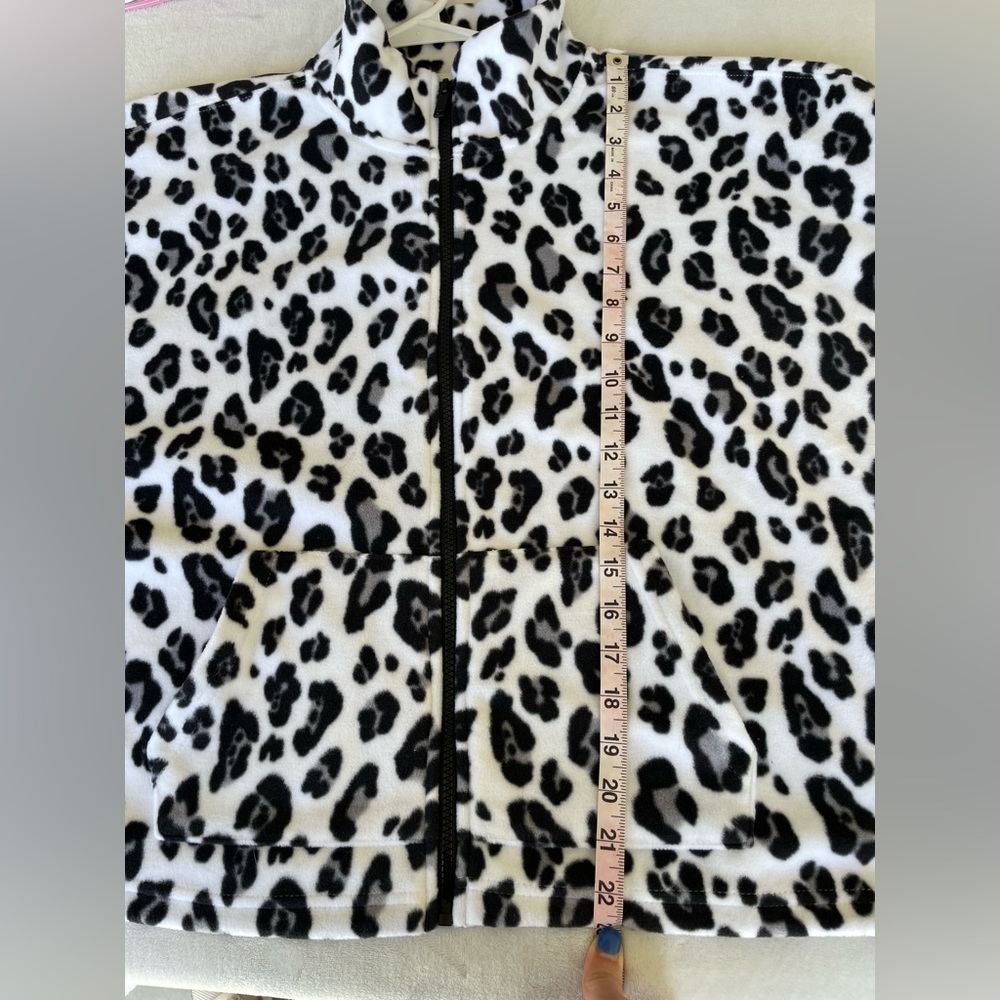 Fabletics Rayne Snow Leopard Printed Polar Fleece… - image 6